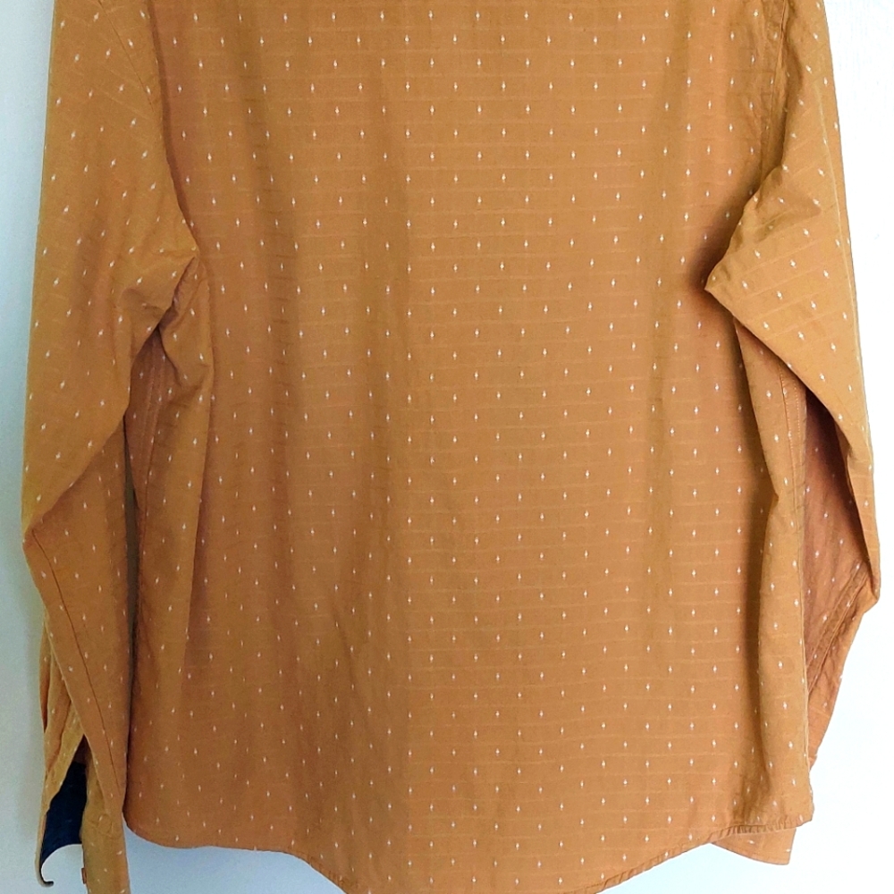 The Havanera Co. Men's button long sleeve shirt.